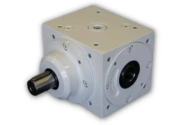 Special-Designs-3-Modified-1 Modified spiral bevel gearbox with epoxy white paint